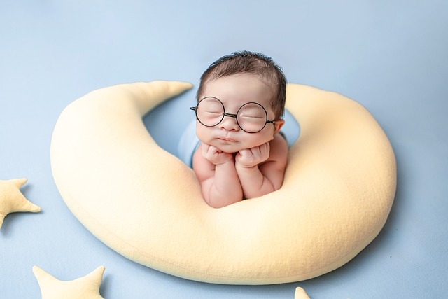 Alles wat je moet weten over babykleding: soorten, materialen, trends en onderhoud